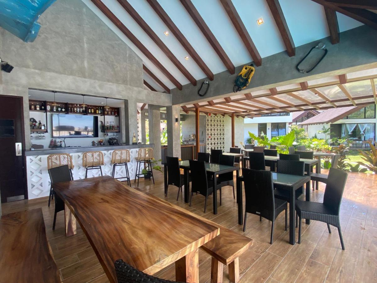 Amila Dive Beach Resort Sipalay Εξωτερικό φωτογραφία