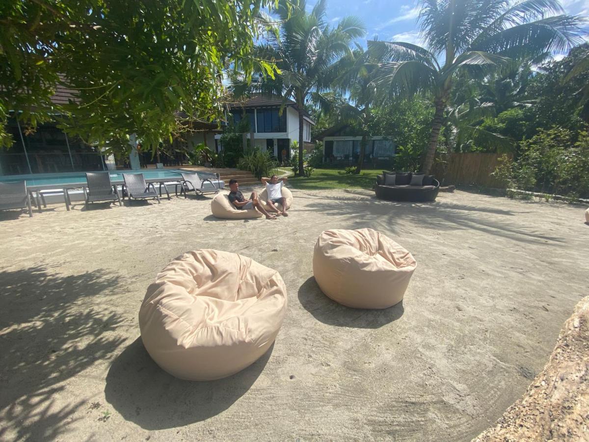 Amila Dive Beach Resort Sipalay Εξωτερικό φωτογραφία